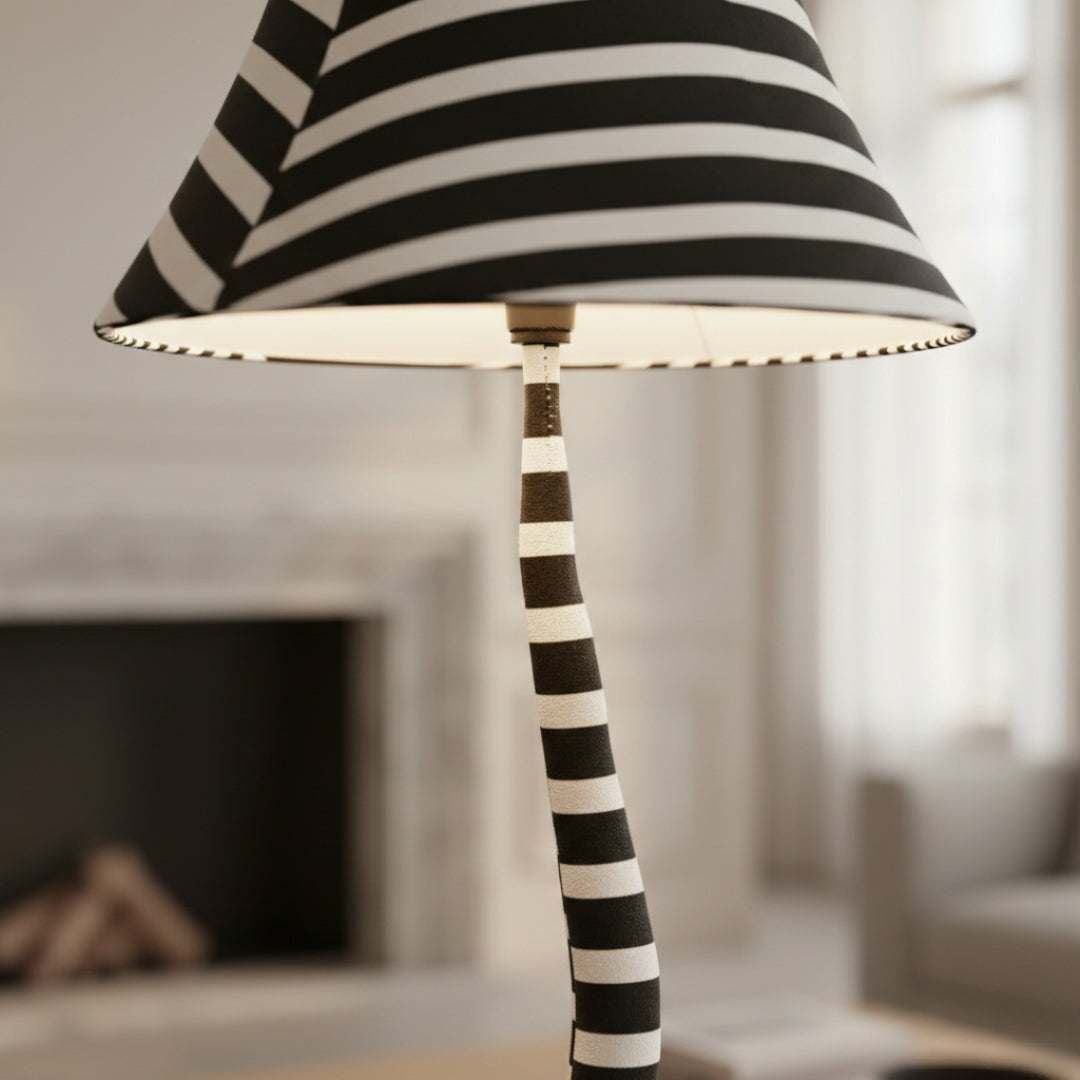 Lampe Sur Pied Chat Rayé