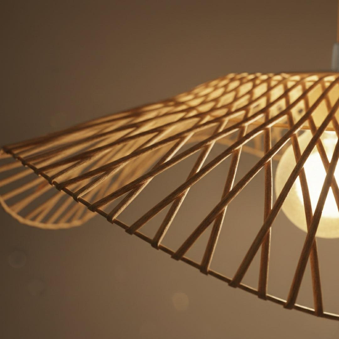 Lustre en bronze : élégance classique pour votre intérieur Image
