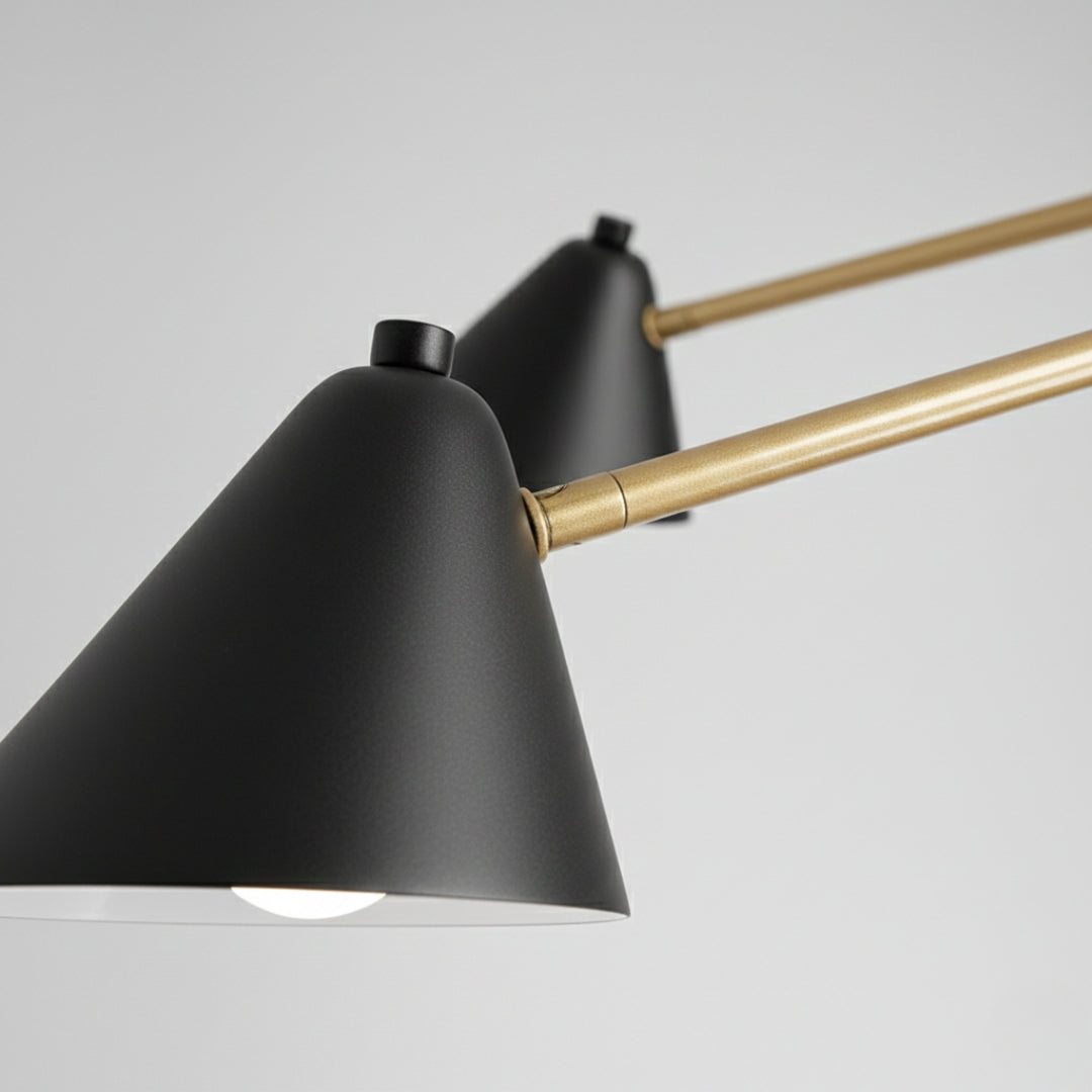 Lustre LED design avec abat-jours triangulaires style Loft
