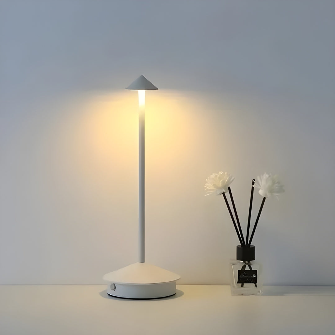 Lampe De Chevet LED Tactile Rechargeable Métal – Classica