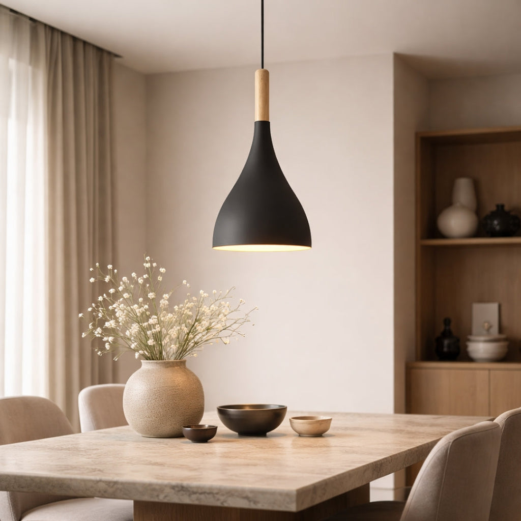 Suspension LED en métal coloré et baton en bois Nordic