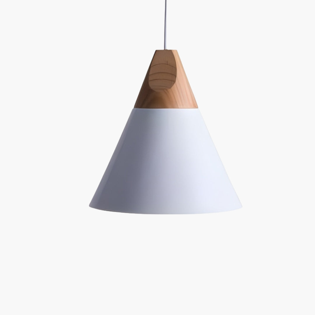 Suspension en bois et aluminum en forme de cone